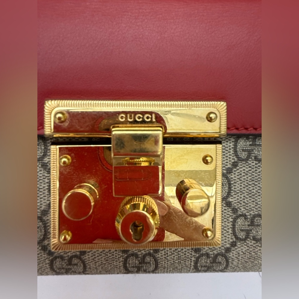 Authentic Gucci Padlock Monogram canvas with Red & Pink accents - Picture 5 of 14